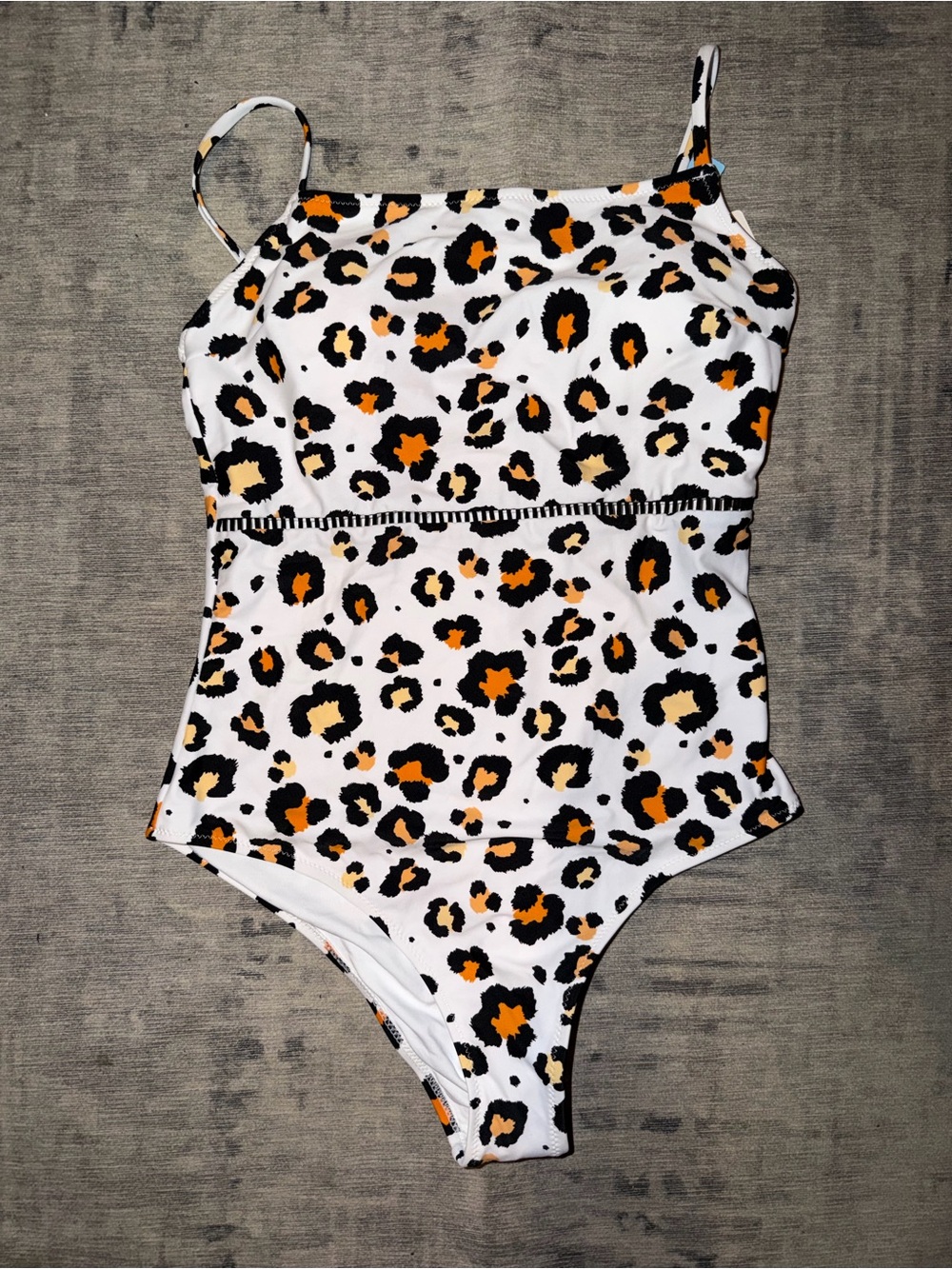 Cupshe | Leopard Print One-Piece Swimsuit, size L - Picture 2 of 4